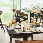 Akademis - Fit Hotel 4*