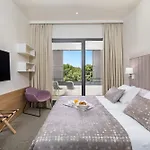 Hotel Akademis - Fit