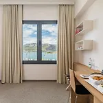 Hotel Akademis - Fit Split