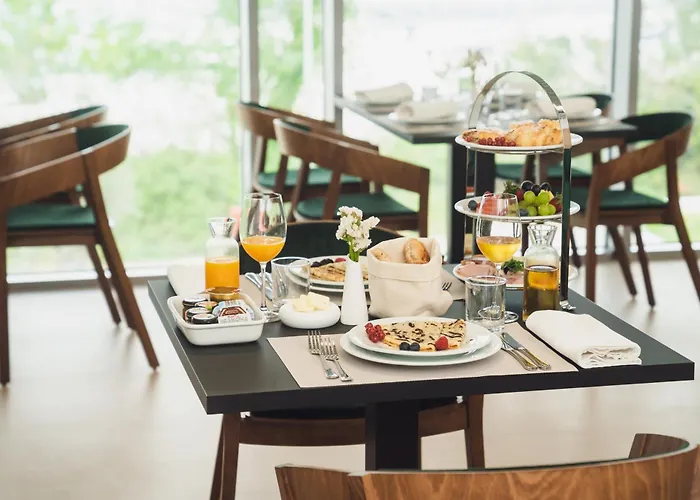 Akademis - Fit ホテル 4*