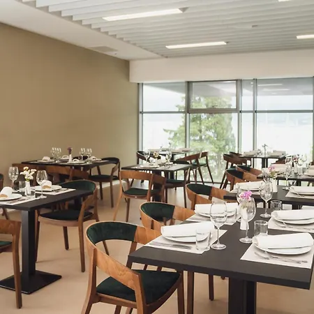 Akademis - Fit Split