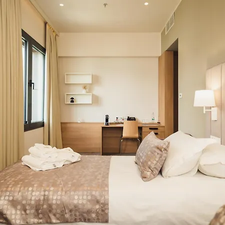 Akademis - Fit Hotel