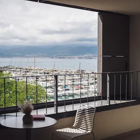 Akademis - Fit Hotel 4*