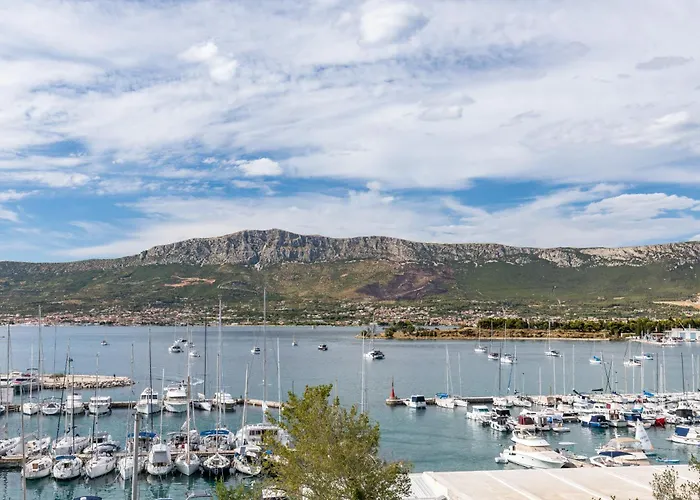 Akademis - Fit Hotel 4*