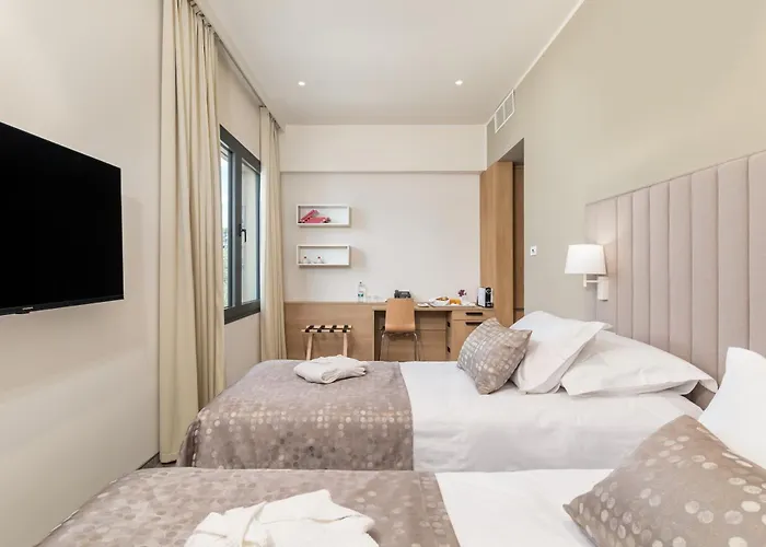 Akademis - Fit Hotel 4*